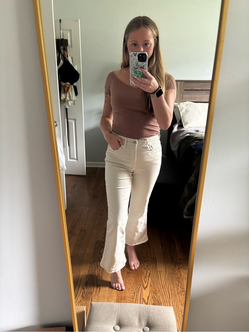 Good American Cream High-Rise Jeans